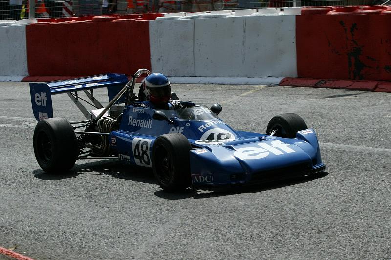 48-Renault F3 2000-Laurent Vallery.JPG